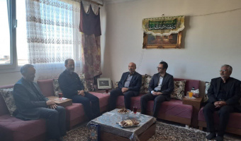دیدار رئیس دانشگاه تهران با خانواده دانشجوی شهید محمدمهدی ازگلی