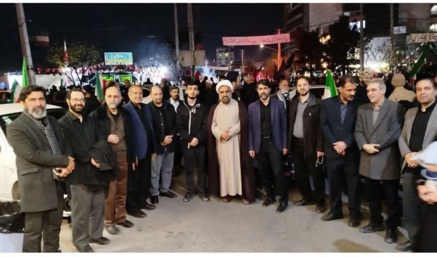 گزارش تصویری از خدمات موکب دانشکدگان فارابی دانشگاه تهران به شرکت کنندگان در راهپیمایی شبانه مردم شریف شهر قم